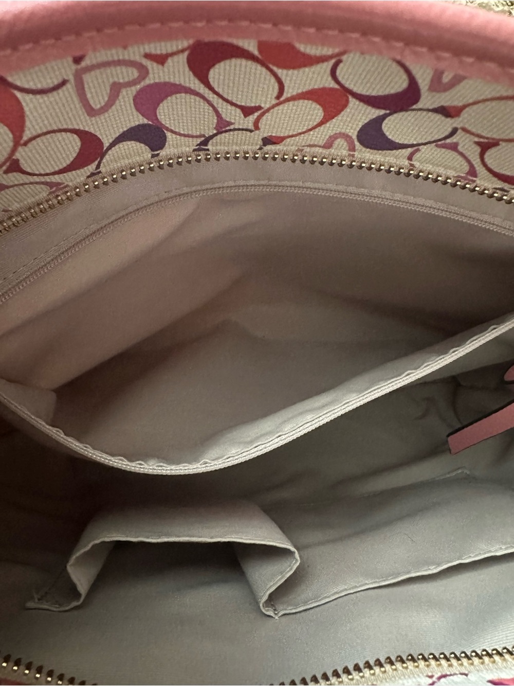 Coach Heritage Bias Signature Heart Tote Bag F18426 Pink Multi Canvas NWOT - Picture 15 of 15